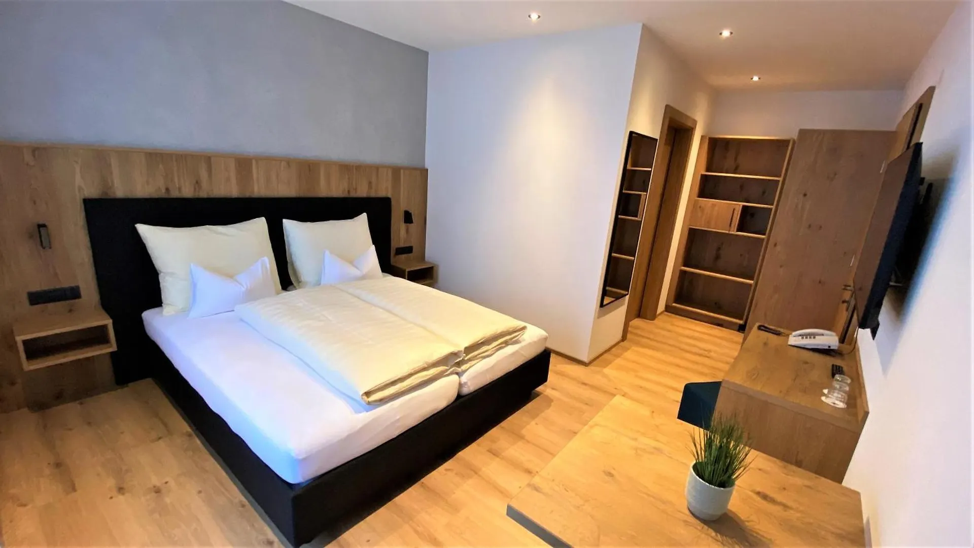 *** Pensión Hotel Garni Binta Ischgl Austria