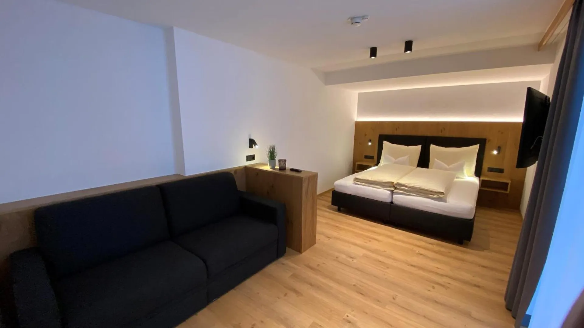 Hotel Garni Binta Ischgl Gasthof